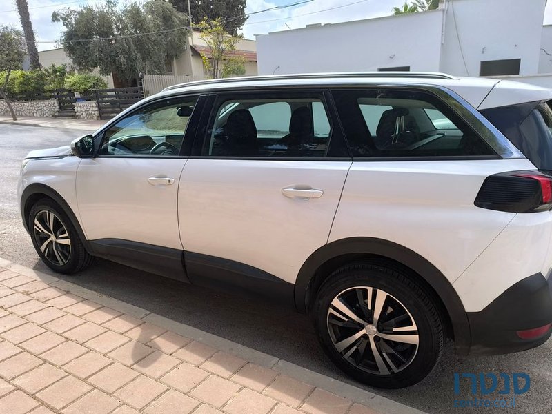 2019' Peugeot 5008 פיג'ו photo #3