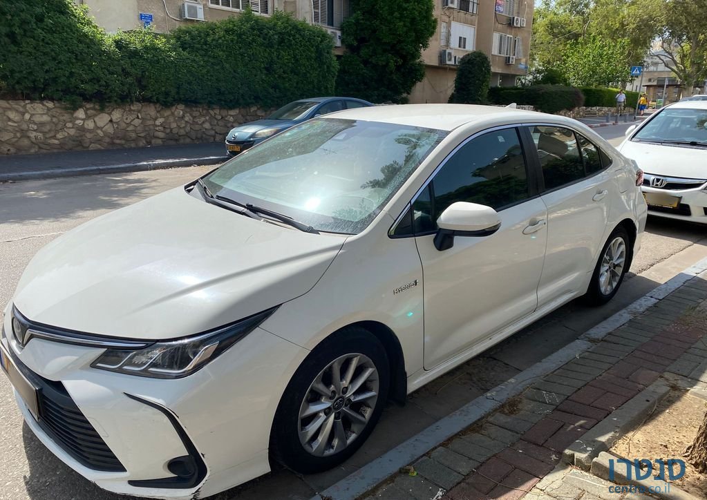 2019' Toyota Corolla טויוטה קורולה photo #1