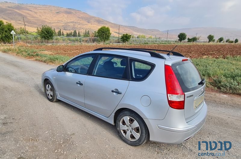 2010' Hyundai I30Cw יונדאי photo #5