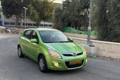 2011' Hyundai i20 יונדאי