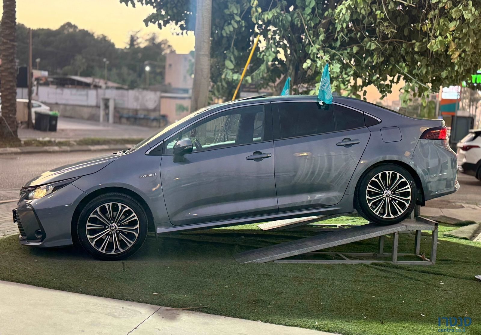 2020' Toyota Corolla טויוטה קורולה photo #2