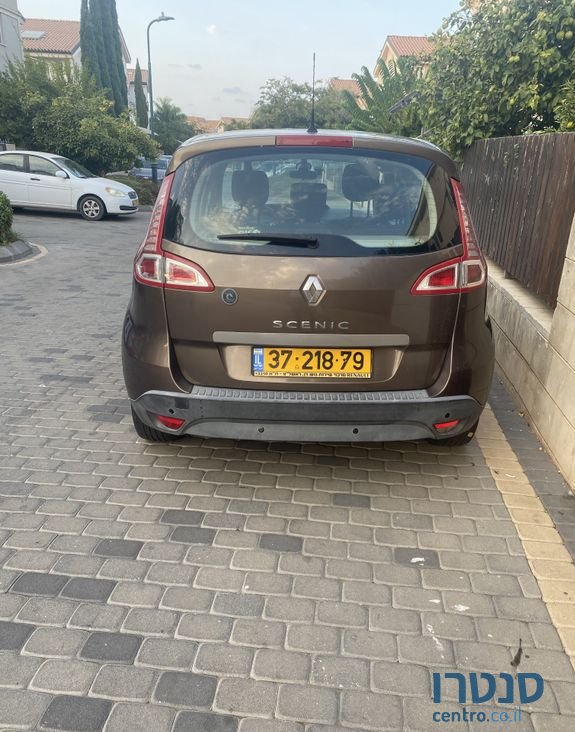 2012' Renault Scenic רנו סניק photo #2