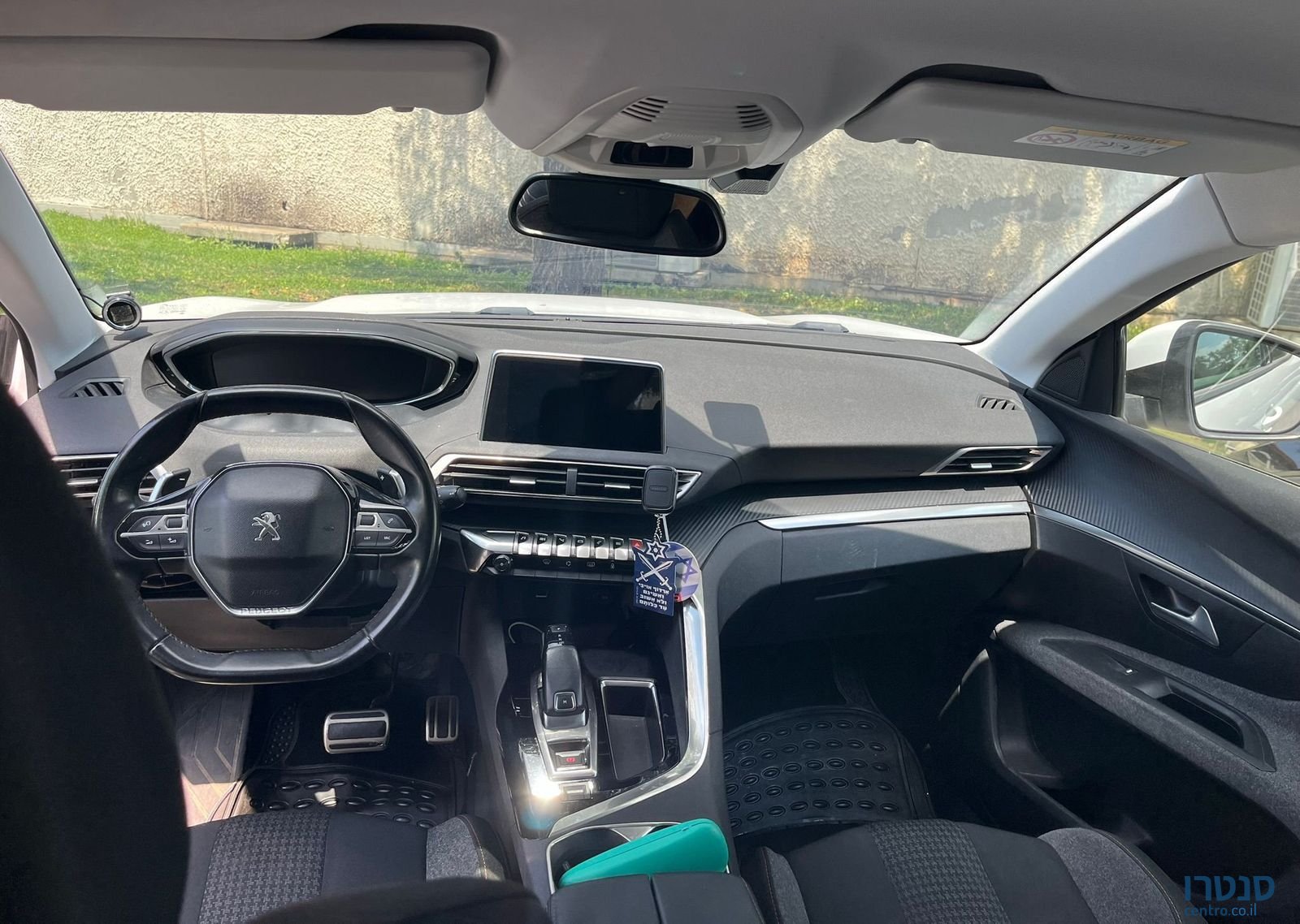 2017' Peugeot 3008 פיג'ו photo #4