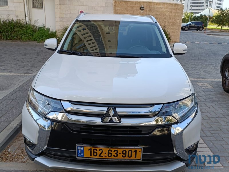 2017' Mitsubishi Outlander מיצובישי אאוטלנדר photo #3