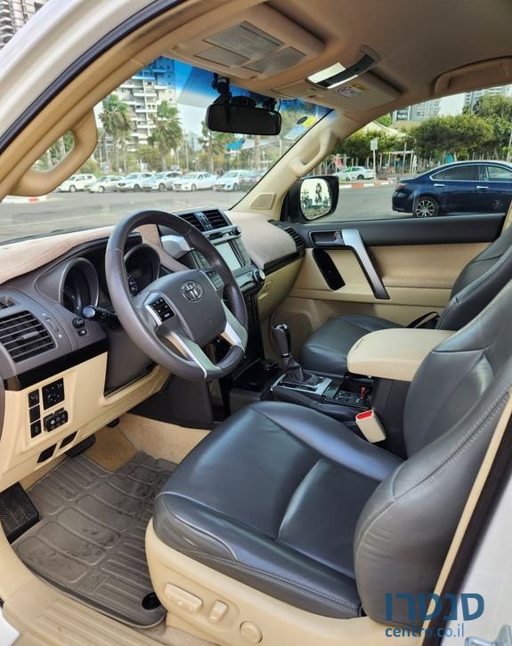 2014' Toyota Land Cruiser טויוטה לנד קרוזר photo #5