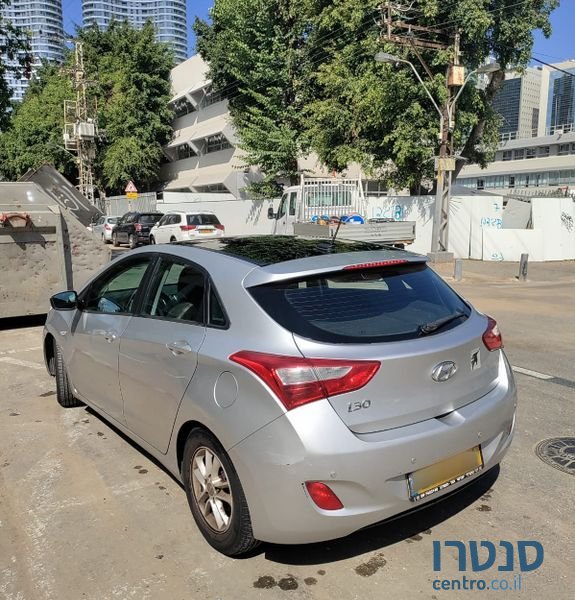 2013' Hyundai i30 יונדאי photo #2