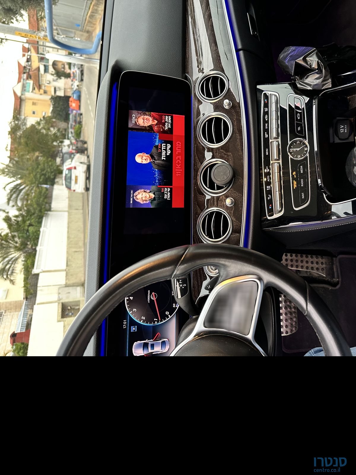 2019' Mercedes-Benz 200 מרצדס photo #2