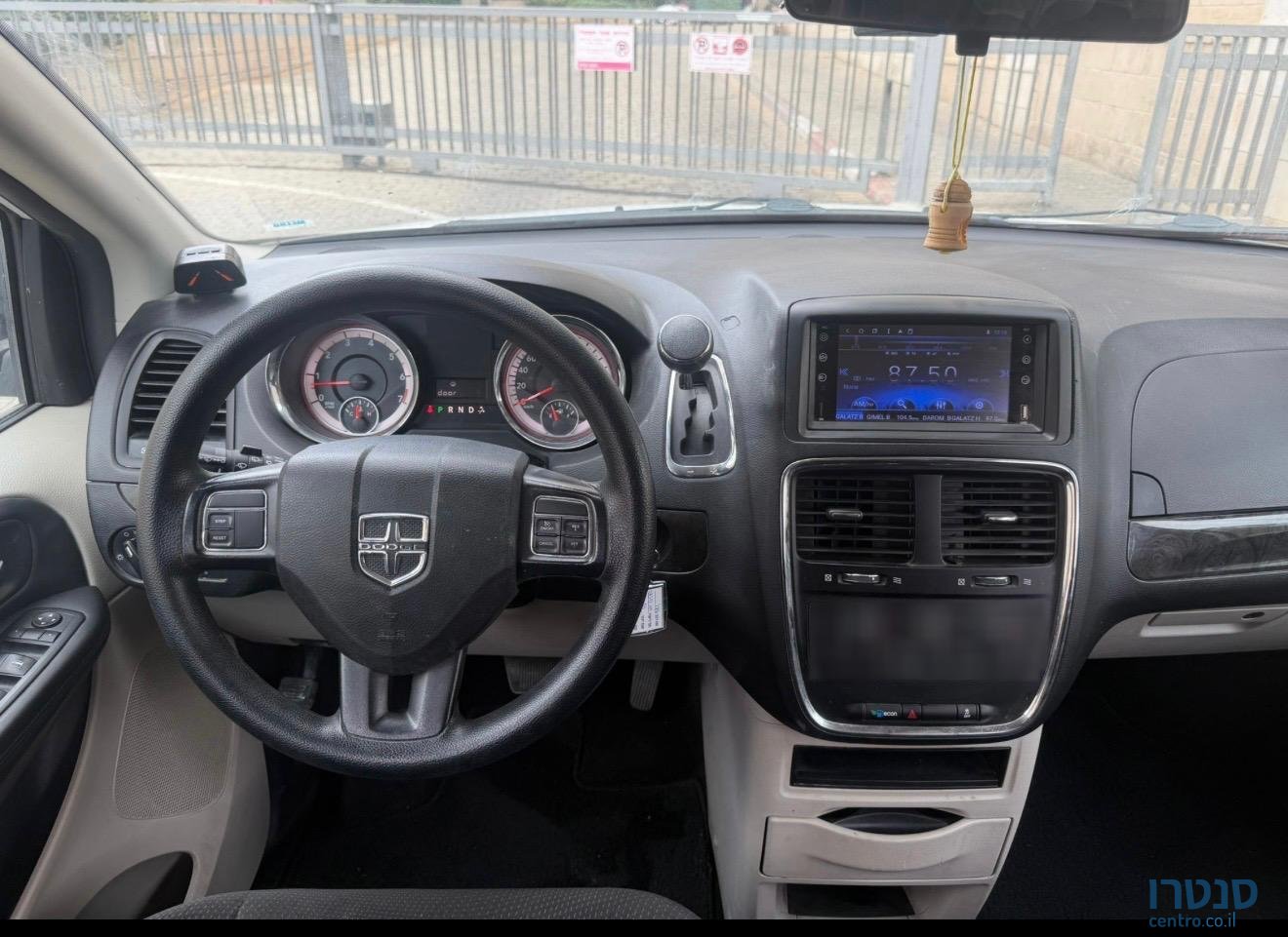 2019' Dodge Caravan SE Plus photo #6