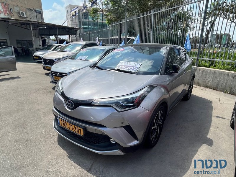 2019' Toyota C-Hr טויוטה photo #1