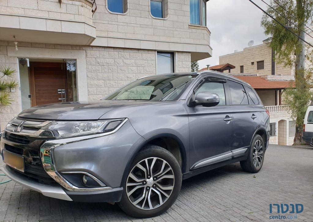 2018' Mitsubishi Outlander מיצובישי אאוטלנדר photo #2