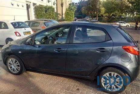 2010' Mazda 2 מאזדה אקטיב דינמיק ‏ photo #2