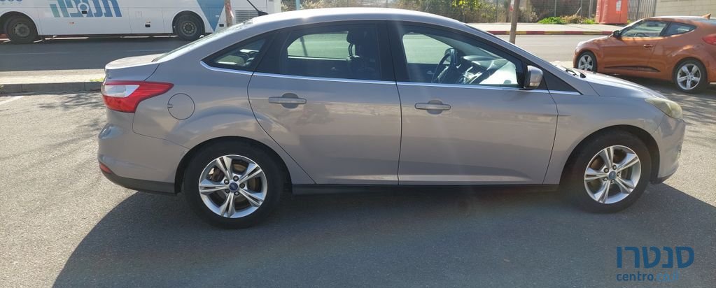 2012' Ford Focus פורד פוקוס photo #2