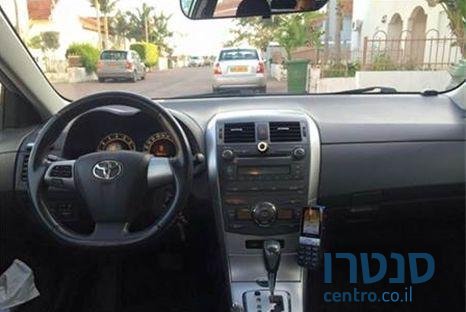 2010' Toyota Corolla טויוטה קורולה photo #3