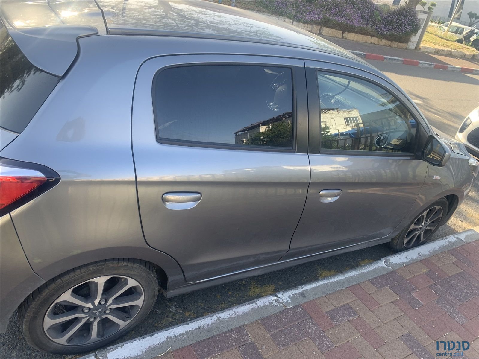 2023' Mitsubishi Space Star מיצובישי ספייס סטאר photo #2