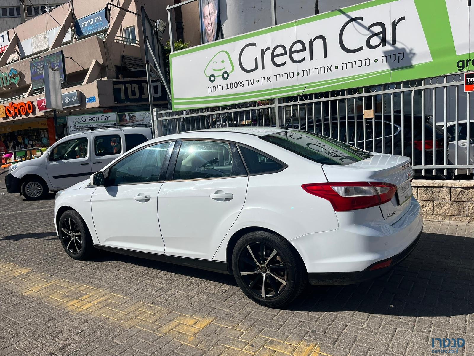 2013' Ford Focus photo #4