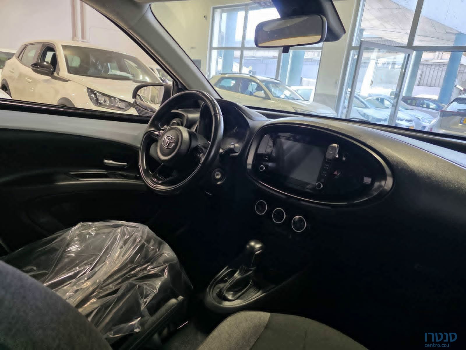 2023' Toyota Aygo photo #5