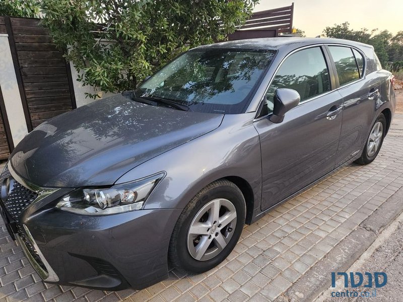 2020' Lexus Ct200H לקסוס photo #1