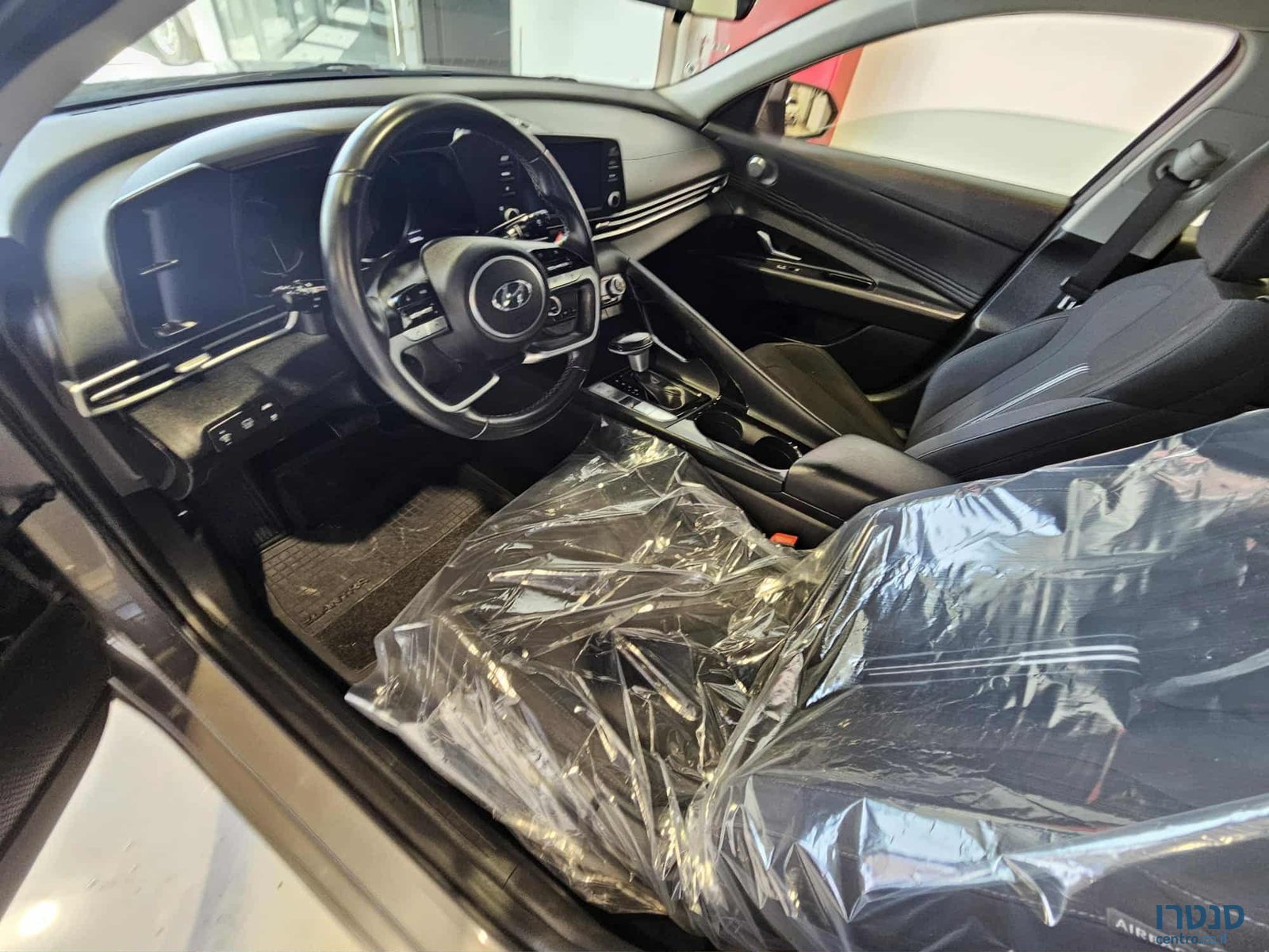 2022' Hyundai Elantra photo #6