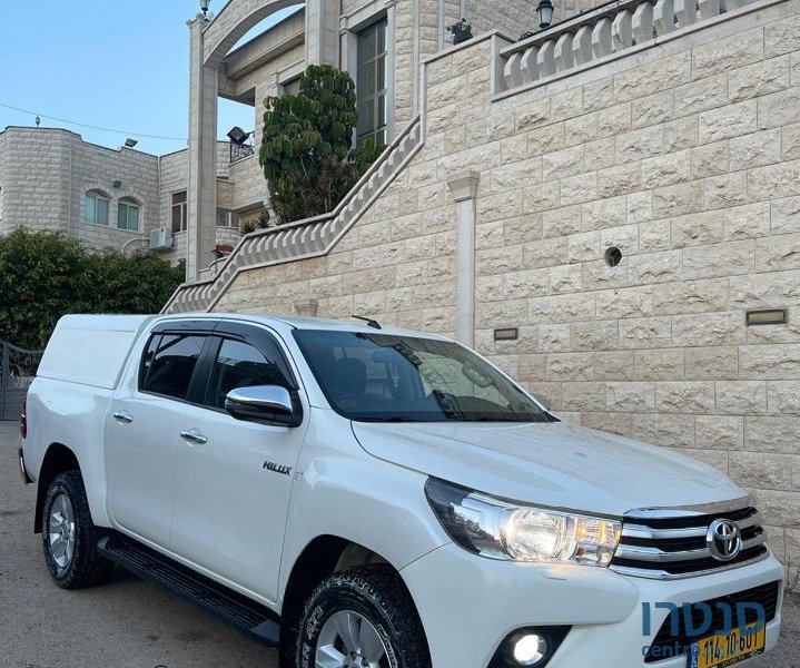 2017' Toyota Hilix טויוטה היילקס photo #1