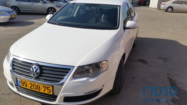 2009' Volkswagen Passat photo #1