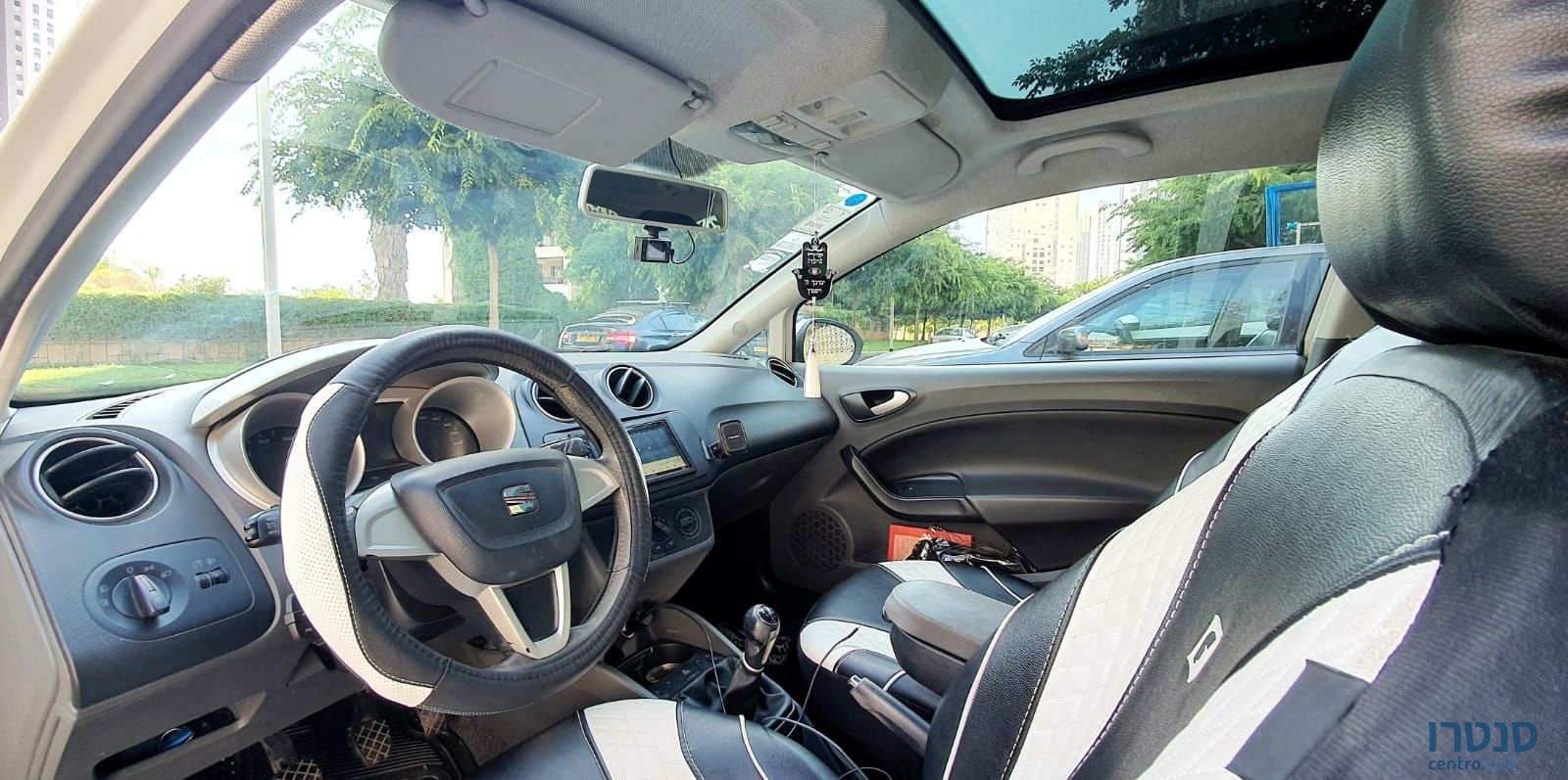 2011' SEAT Ibiza סיאט איביזה photo #2