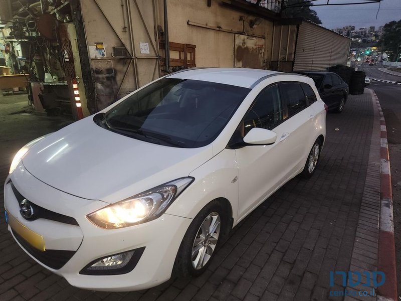 2014' Hyundai i30 יונדאי photo #4