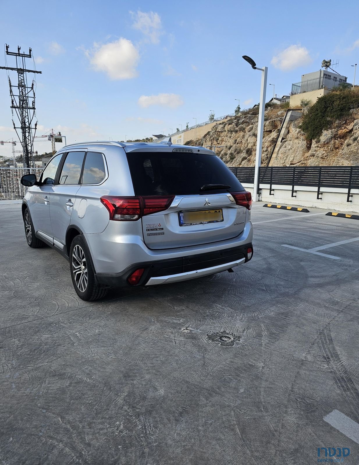 2017' Mitsubishi Outlander מיצובישי אאוטלנדר photo #6