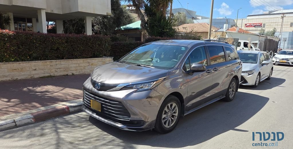 2022' Toyota Sienna טויוטה סיינה photo #6