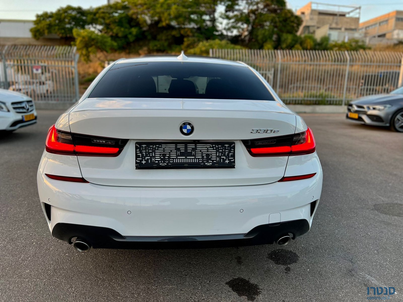 2021' BMW 330 ב.מ.וו photo #3