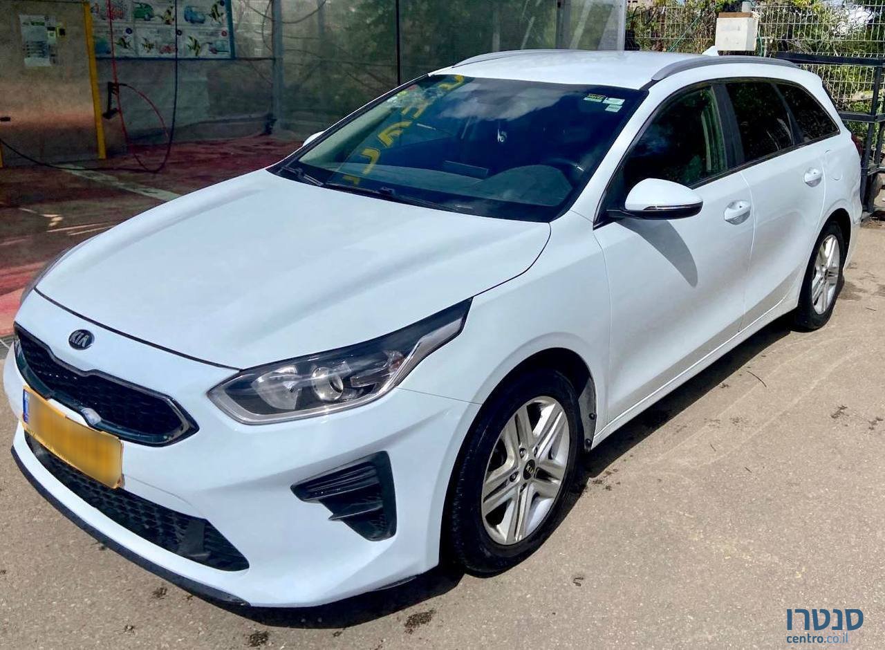 2020' Kia Ceed LX photo #5