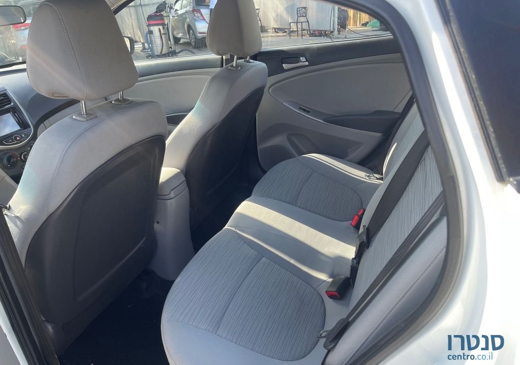 2017' Hyundai i25 יונדאי photo #2