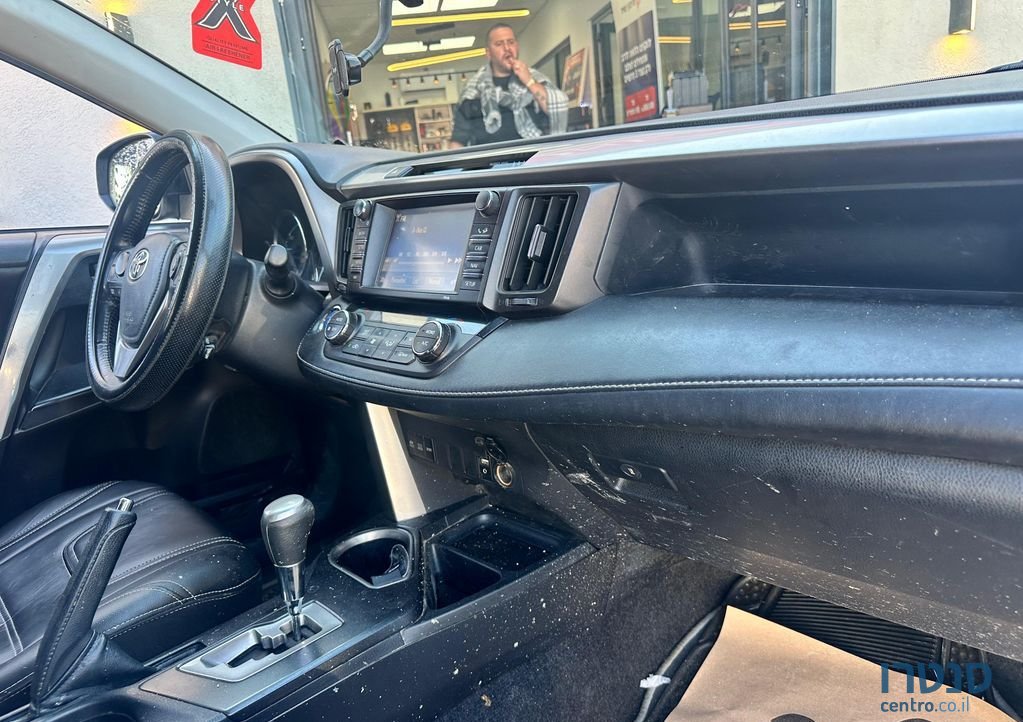 2017' Toyota RAV4 טויוטה photo #5
