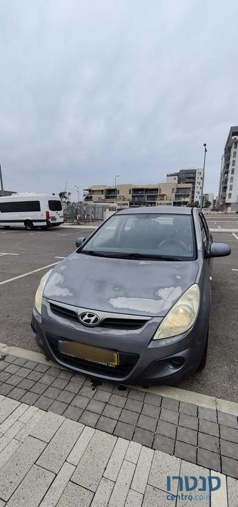 2009' Hyundai i20 יונדאי photo #5