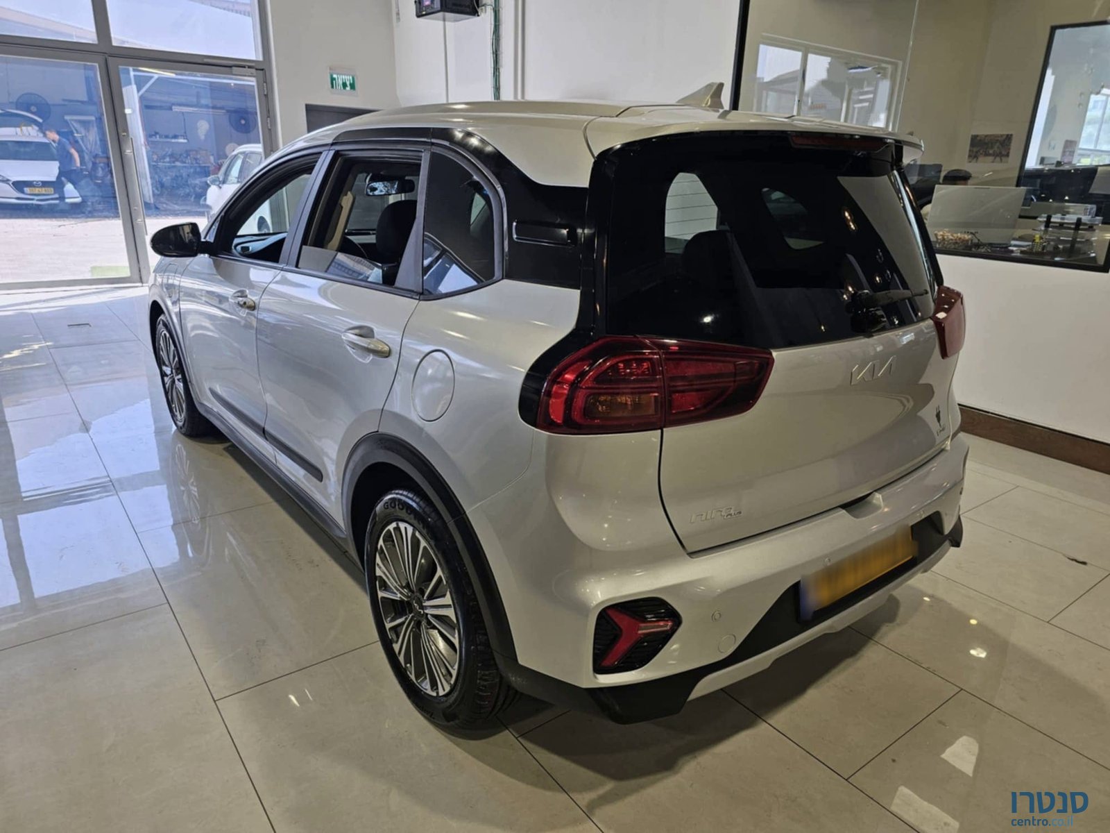 2022' Kia Niro photo #4