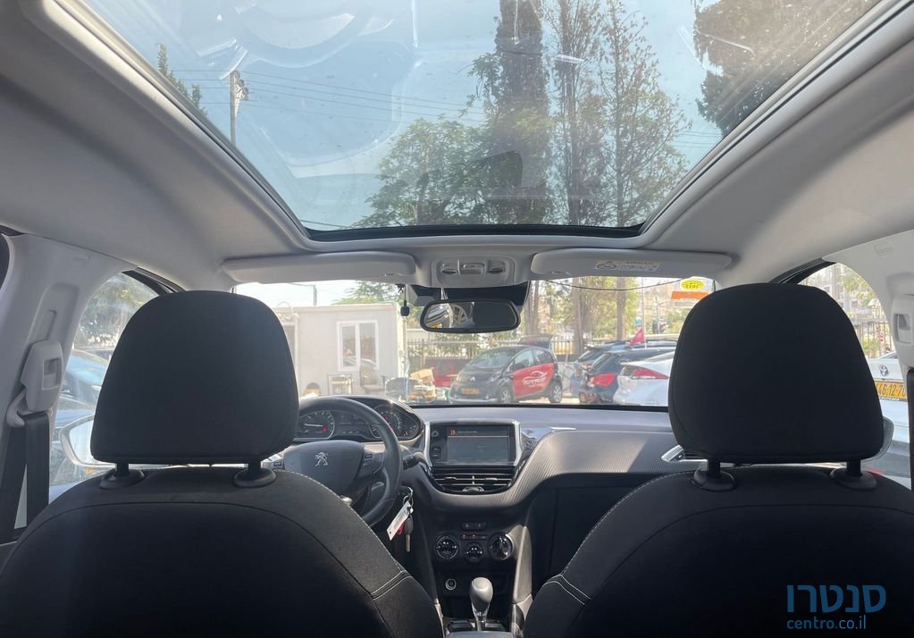 2018' Peugeot 2008 פיג'ו photo #3