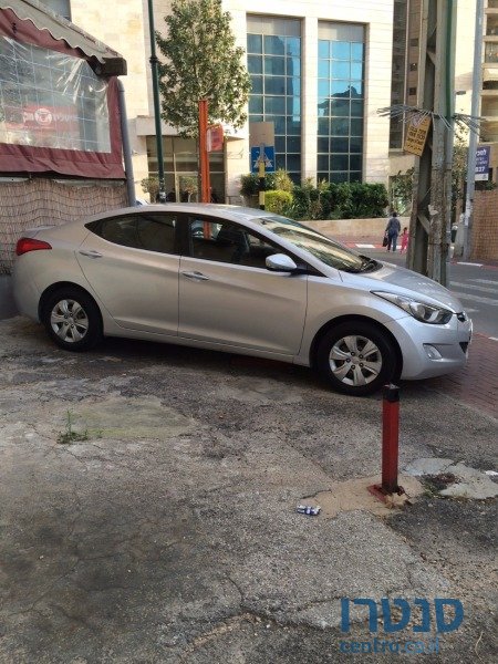 2011' Hyundai ix35 photo #1