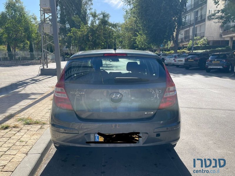 2009' Hyundai i30 יונדאי photo #1