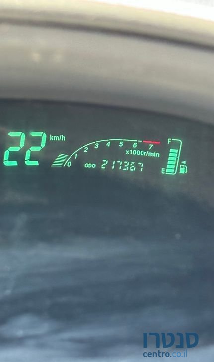 2004' Toyota Yaris טויוטה יאריס photo #4