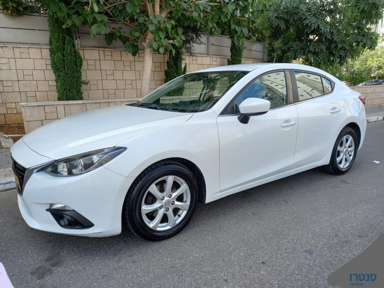 2016' Mazda 3 מאזדה photo #1