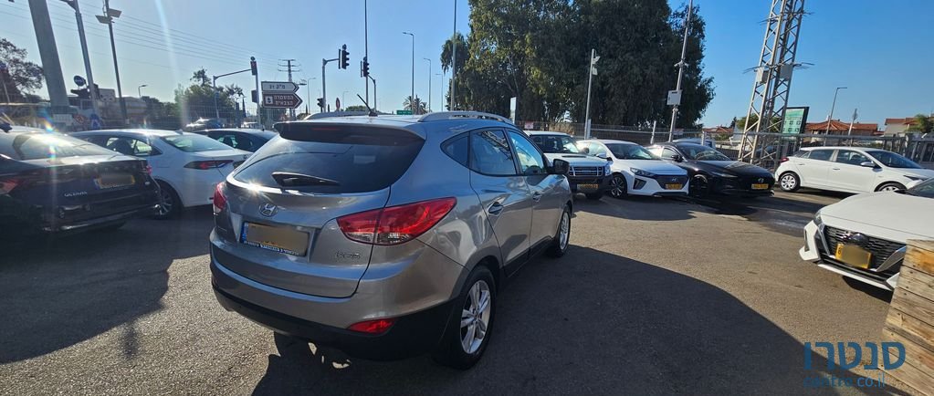 2011' Hyundai ix35 יונדאי photo #3