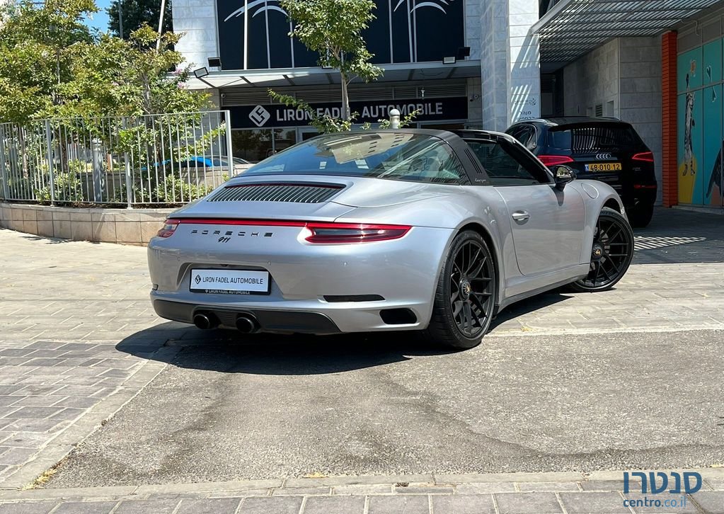 2018' Porsche 911 פורשה 911 טארגה photo #5