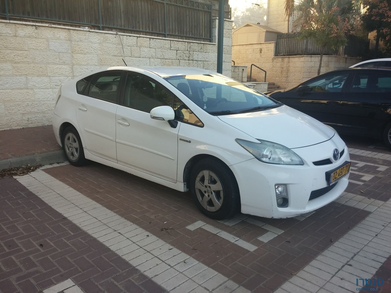 2009' Toyota Prius photo #3