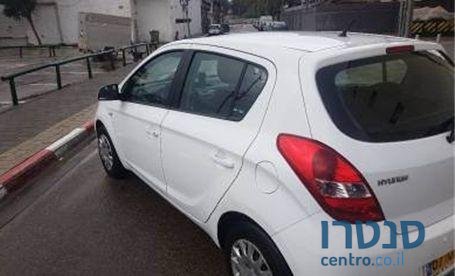 2011' Hyundai i20 יונדאי אינספייר photo #2