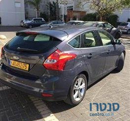 2012' Ford Focus ספורט 4/5 דלת' 1600 photo #1