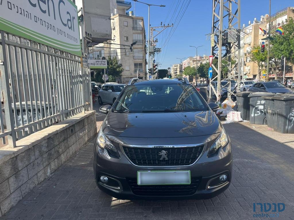 2019' Peugeot 2008 photo #1