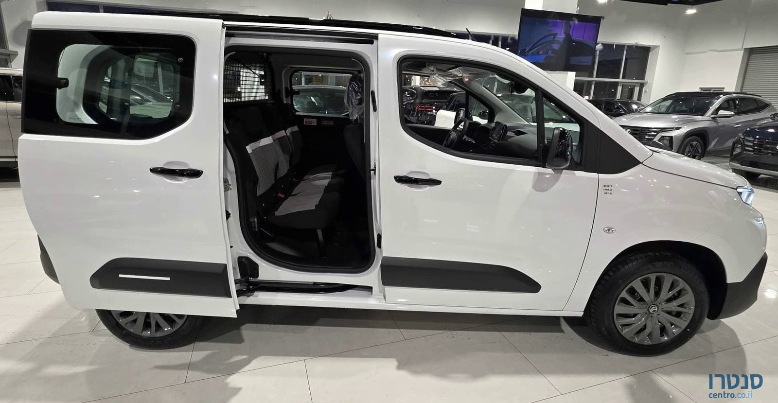 2026' Citroen Berlingo photo #6