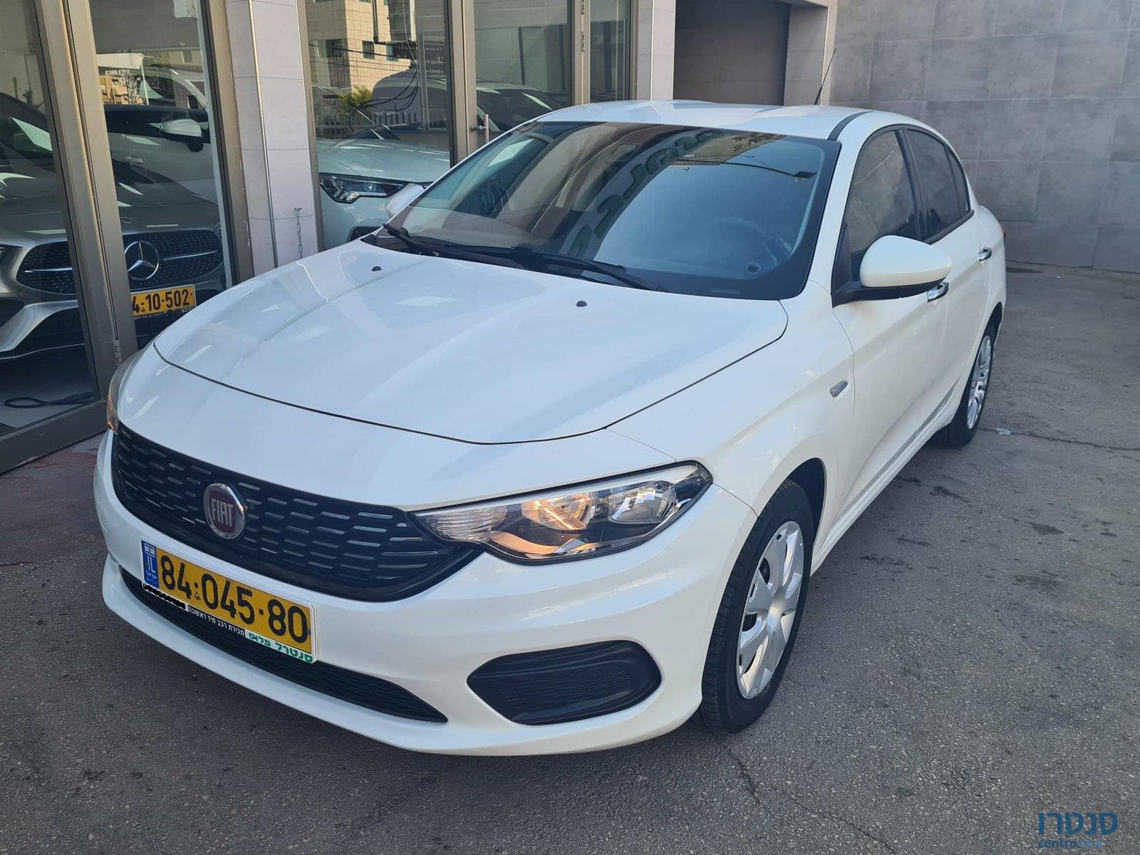 2017' Fiat Tipo photo #2