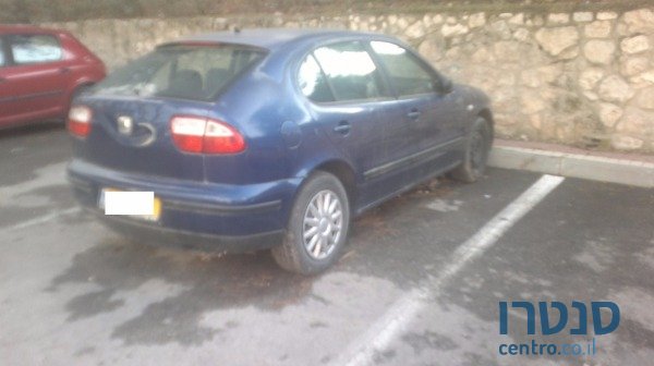 2003' SEAT Leon photo #1