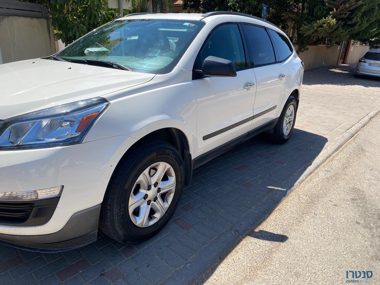 2014' Chevrolet Traverse photo #3