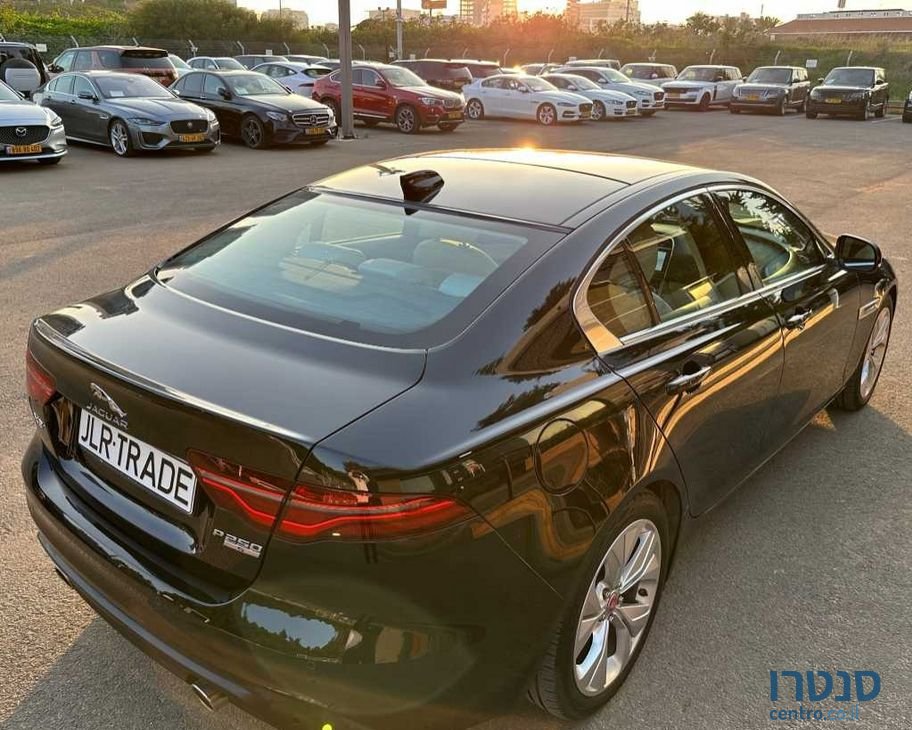2020' Jaguar XE יגואר photo #4